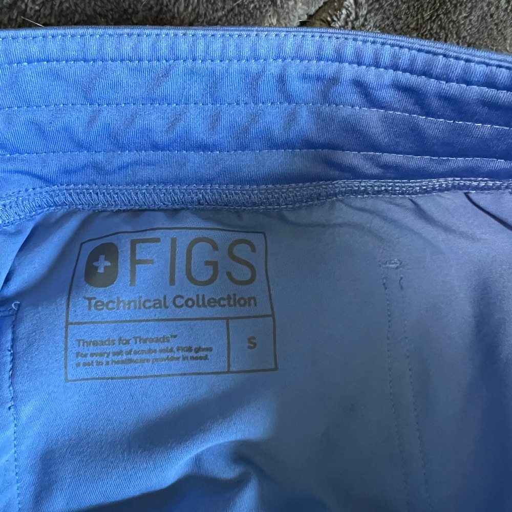 FIGS scrub pants